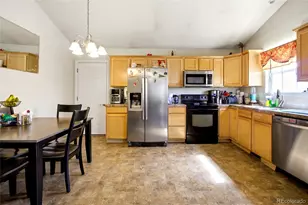 2810 40th Ave, Greeley, CO 80634 - Photo 4