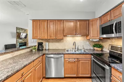 8417 Everett Way #B, Arvada, CO 80005 - Photo 10
