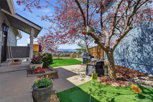 508 Longfellow Ln, Highlands Ranch, CO 80126 - Photo 4
