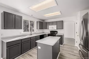 2780 S Cathay Ct, Aurora, CO 80013 - Photo 12