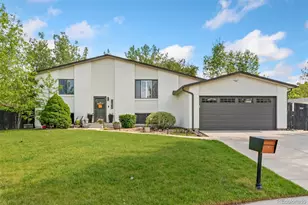 12438 W 70th Pl, Arvada, CO 80004 - Photo 2