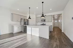 4925 Cattle Cross Trl, Castle Rock, CO 80104 - Photo 4