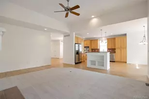 849 Windflower Dr, Longmont, CO 80504 - Photo 10