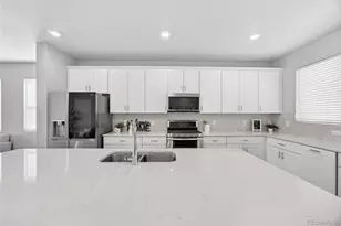 12251 W 57th Dr, Arvada, CO 80002 - Photo 8