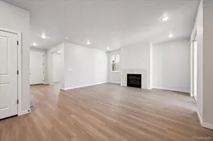 4729 N Valdai Ct, Aurora, CO 80119 - Photo 12