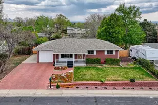450 S Lee St, Lakewood, CO 80226 - Photo 2
