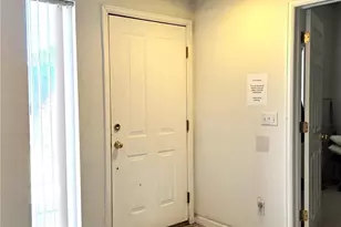 4505 S Auckland Ct, Aurora, CO 80015 - Photo 4