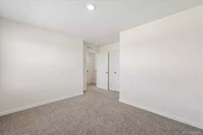 21891 E 7th Avenue, Aurora, CO 80018 - Photo 18