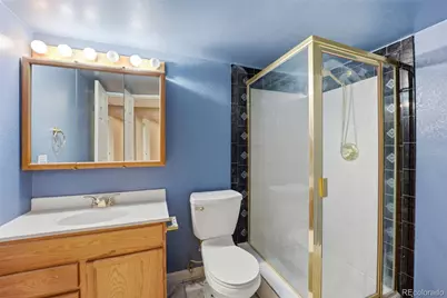 9976 E Hawaii Place, Aurora, CO 80247 - Photo 18