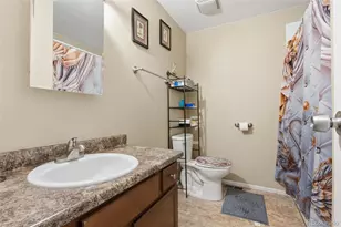 1241 S Uvalda St, Aurora, CO 80012 - Photo 8