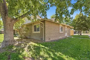 1241 S Uvalda St, Aurora, CO 80012 - Photo 2
