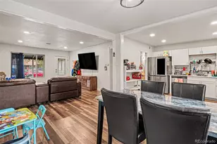 873 Troy St, Aurora, CO 80011 - Photo 8