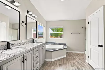 302 Apache Place, Lochbuie, CO 80603 - Photo 40