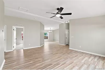 302 Apache Place, Lochbuie, CO 80603 - Photo 22