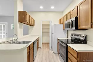 13711 E Lehigh Ave, Aurora, CO 80014 - Photo 6