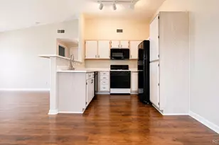 3876 Canyon Ranch Road, Littleton, CO 80126 - Photo 4