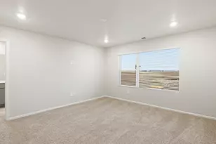 781 N Tibet St, Aurora, CO 80018 - Photo 14