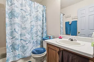 1960 Espana Way, Aurora, CO 80011 - Photo 20