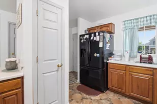 1960 Espana Way, Aurora, CO 80011 - Photo 10