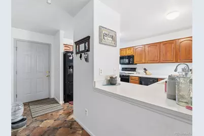 1960 Espana Way, Aurora, CO 80011 - Photo 8