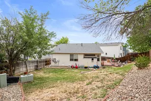 1960 Espana Way, Aurora, CO 80011 - Photo 34