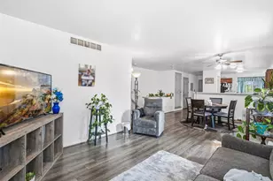 1960 Espana Way, Aurora, CO 80011 - Photo 14