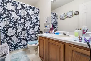 1960 Espana Way, Aurora, CO 80011 - Photo 24