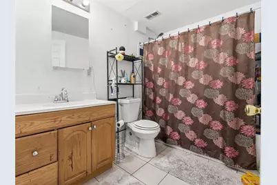 1960 Espana Way, Aurora, CO 80011 - Photo 32