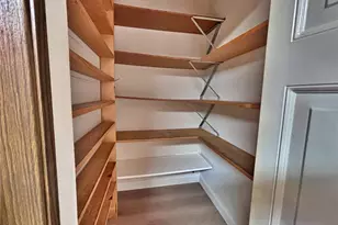 745 Mobile St, Aurora, CO 80011 - Photo 8