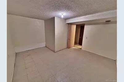 745 Mobile Street, Aurora, CO 80011 - Photo 36