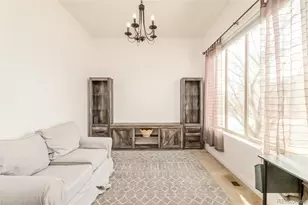 6712 Avrum Dr, Denver, CO 80221 - Photo 6