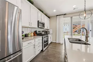 21694 E Stanford Cir, Aurora, CO 80015 - Photo 12