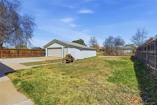 800 Vaughn St, Aurora, CO 80011 - Photo 26