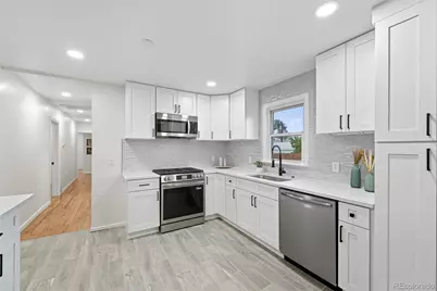 7050 Kearney Court, Commerce City, CO 80022 - Photo 14