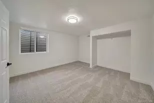 4666 Freeport Wy, Denver, CO 80239 - Photo 16