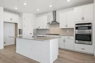 8872 Pennycress Dr, Littleton, CO 80125 - Photo 4