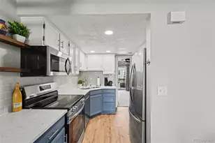 1885 S Quebec Way, Denver, CO 80231 - Photo 4