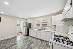 1568 Beeler St, Aurora, CO 80010 - Photo 6