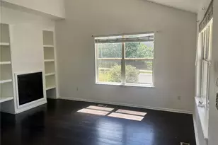 15812 E 98th Pl, Commerce City, CO 80022 - Photo 2