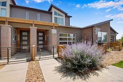 19570 E Sunset Circle, Aurora, CO 80015 - Photo 1