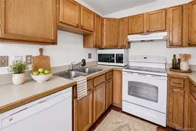 5411 Elm Court, Denver, CO 80221 - Photo 8