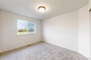 1723 Thrive Dr, Windsor, CO 80550 - Photo 10
