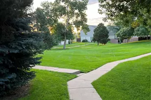 4349 W Ponds Cir, Littleton, CO 80123 - Photo 20