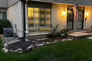 4349 W Ponds Cir, Littleton, CO 80123 - Photo 2