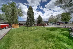 910 J St, Salida, CO 81201 - Photo 24