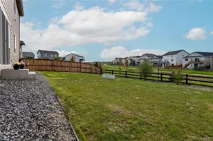 27922 E 10th Dr, Aurora, CO 80018 - Photo 32