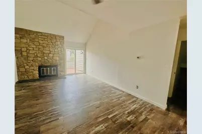 2002 S Worchester Way, Aurora, CO 80014 - Photo 6