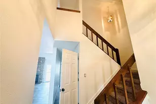 2002 S Worchester Way, Aurora, CO 80014 - Photo 10