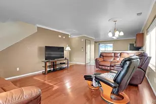 5556 Flanders Way, Denver, CO 80249 - Photo 4