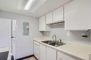 2201 Sable Blvd, Aurora, CO 80011 - Photo 14